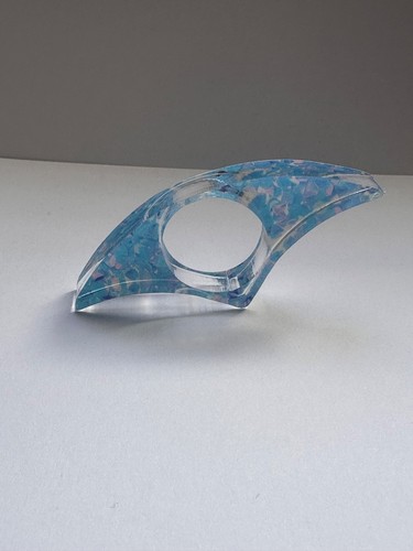 Blue thumb page holder - thumb,