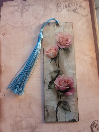 Vintage pastel rose resin - vintage,