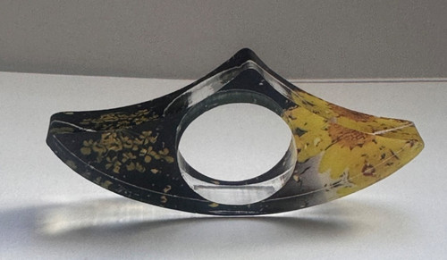 Sunflower thumb page holder - sunflower,